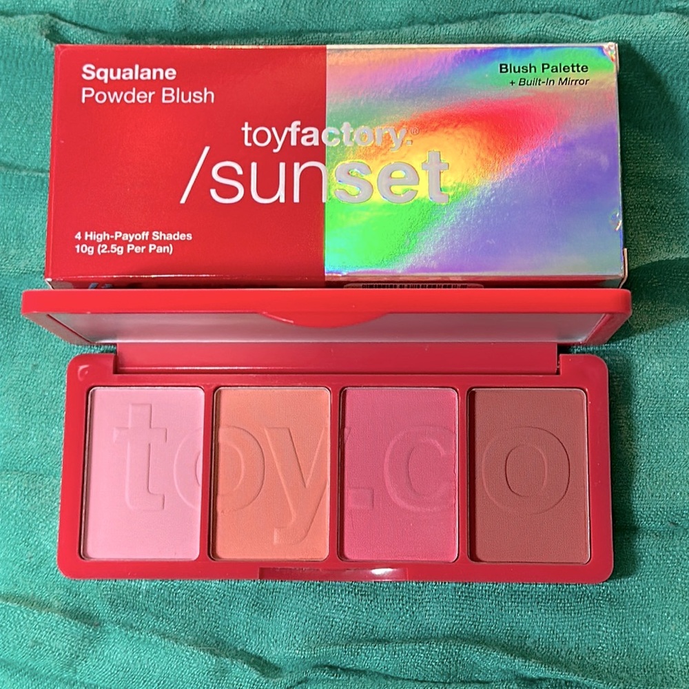 Toyfactory sunset blush pallet